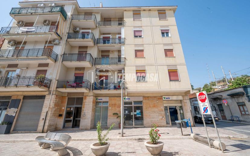 Trilocale in Piazza Prestia Nino 1, Alì Terme — foto 4 di 5