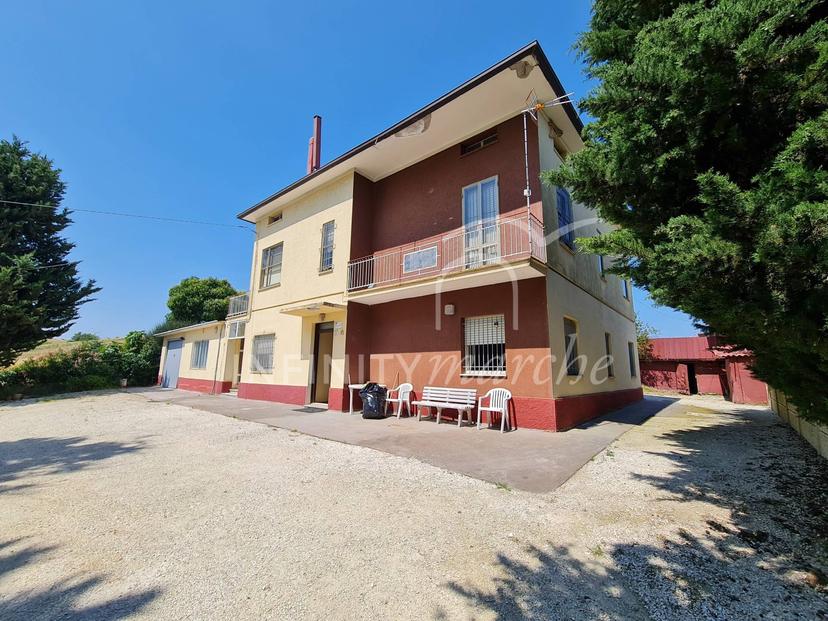 Rustico in Contrada Sant Agostino 5, Montelupone — foto 3 di 5