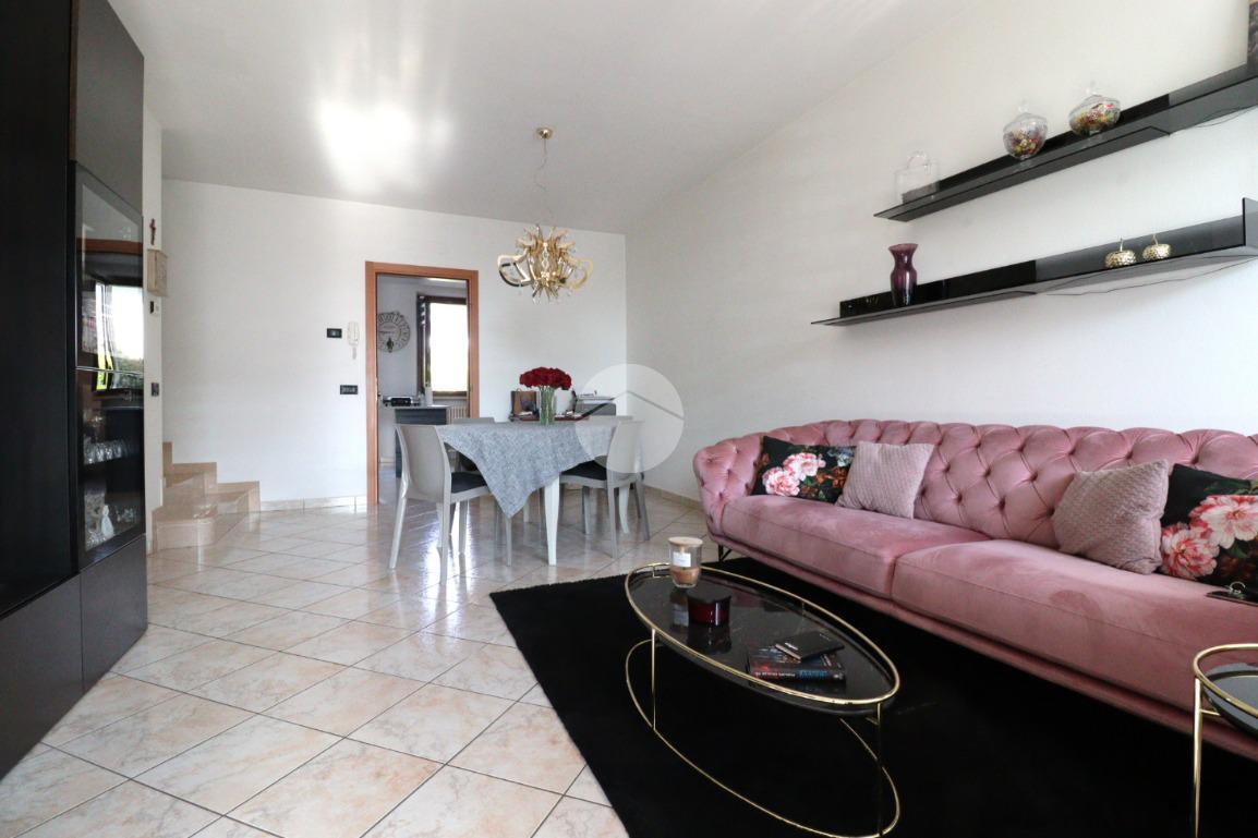 Villa in Via Don C. Galli 6, Castelbelforte