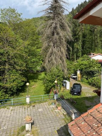 Villa plurifamiliare in Località Temossi, Borzonasca