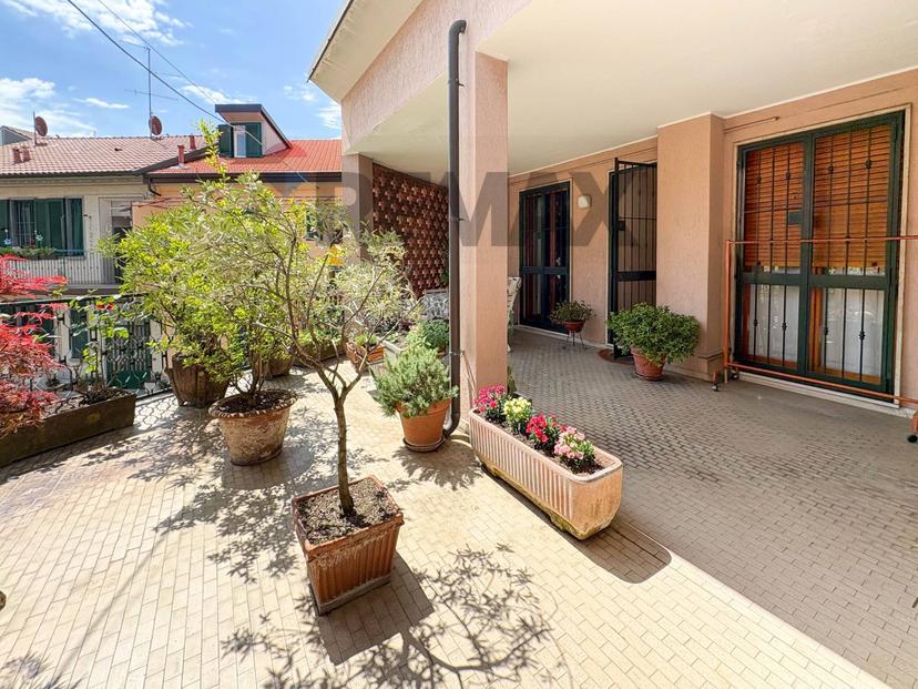Quadrilocale in Viale Vittorio Veneto 14, Brugherio — foto 3 di 5