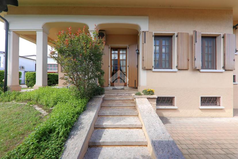 Villa in Via Unione Europea 22, Marmirolo — foto 2 di 5