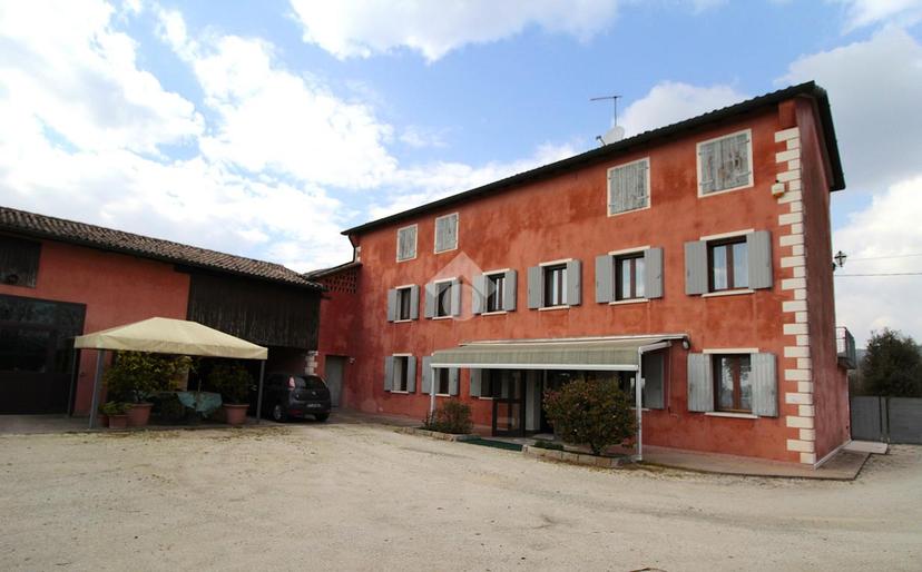 Villa in Via Monte Grappa 200, Caerano di San Marco — foto 2 di 5