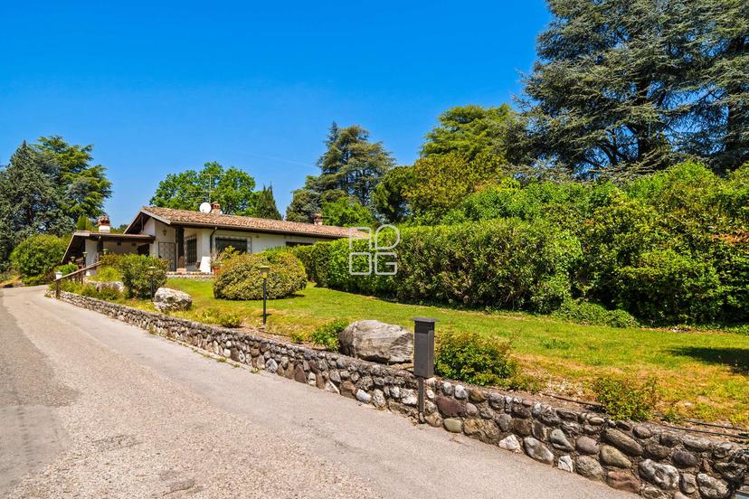 Villa unifamiliare in Via Dante Alighieri 15, Padenghe sul Garda — foto 5 di 5