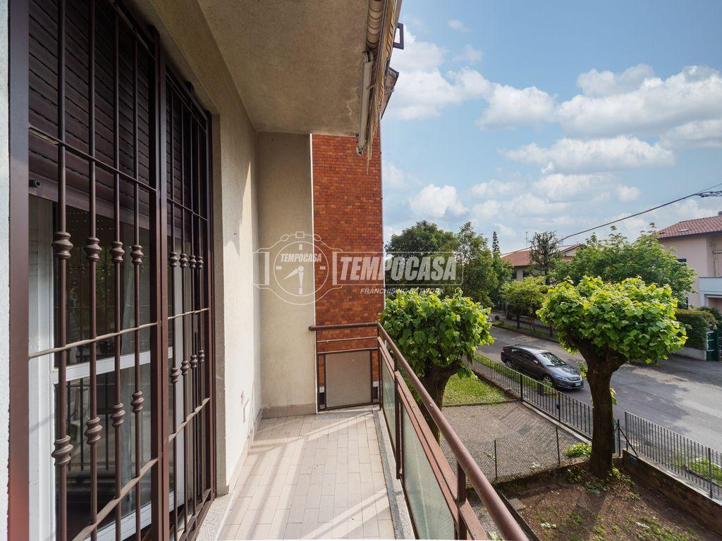 Bilocale in Via Mosè Bianchi 40, Villasanta