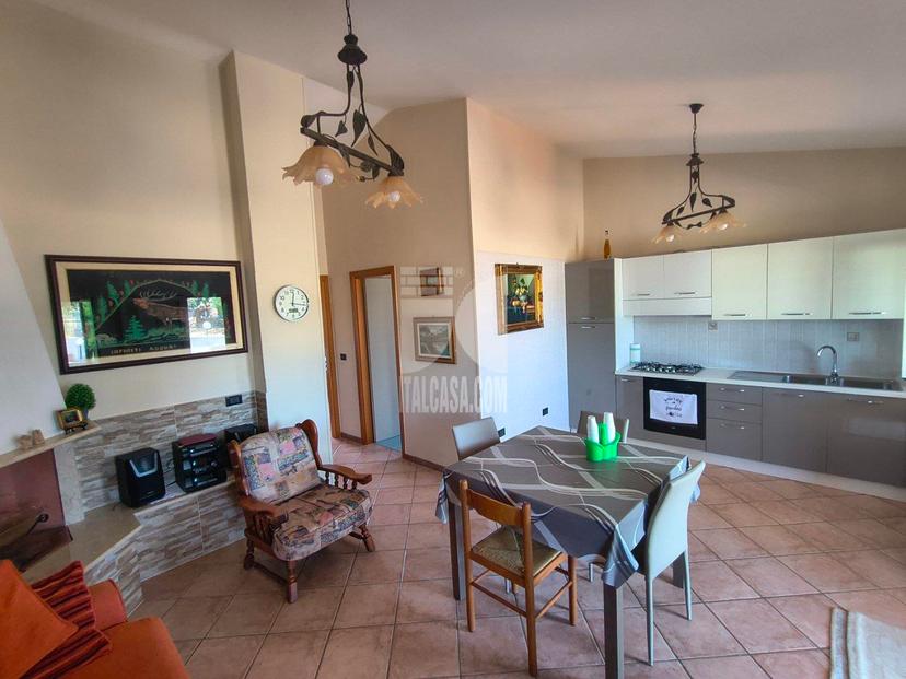 Villa in Via Achille, Crotone — foto 2 di 5