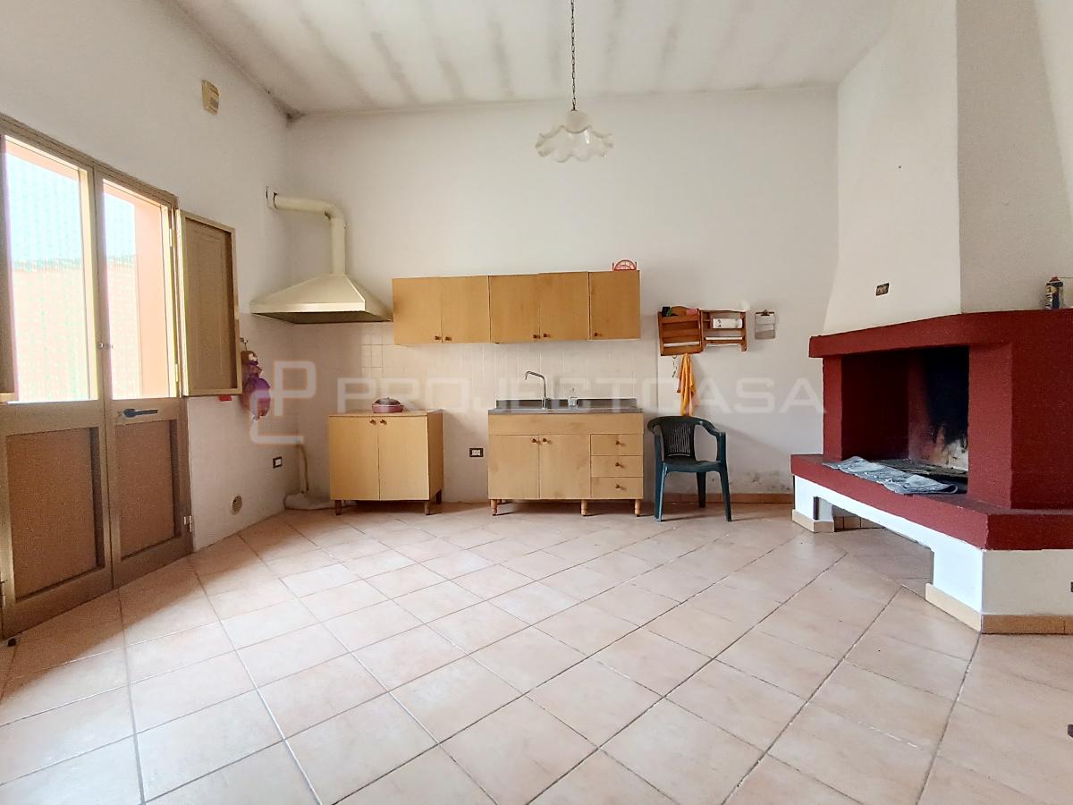 Casa indipendente in Via Giuseppe Mazzini 51, Scorrano