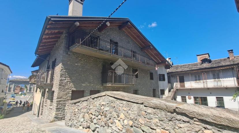 Casa indipendente in Via Ponte Romano 13, Aosta — foto 3 di 5