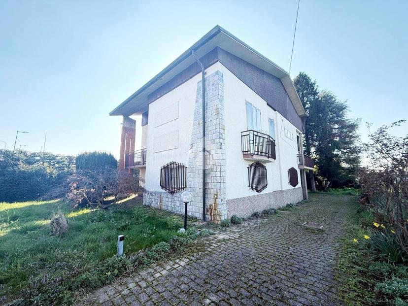 Villa in Via Ugo Foscolo 30, Gerenzano — foto 2 di 5