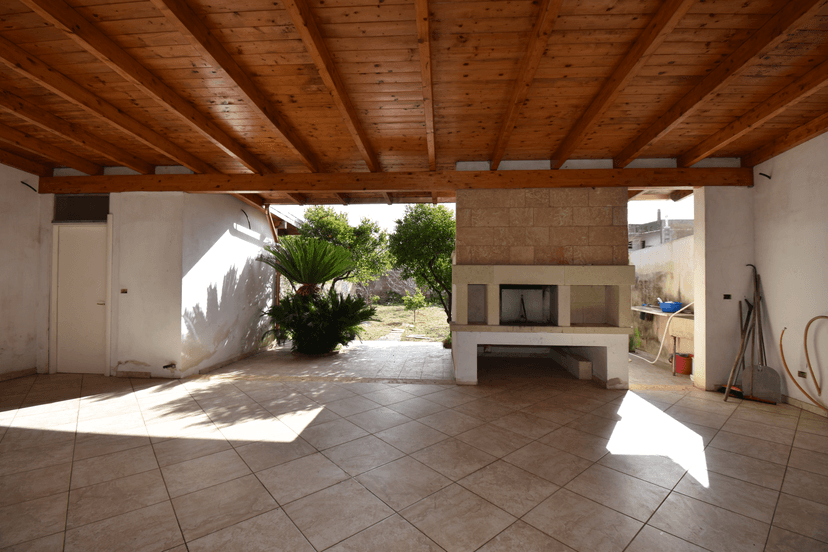 Casa indipendente in Via Montello 28, Zollino — foto 2 di 5