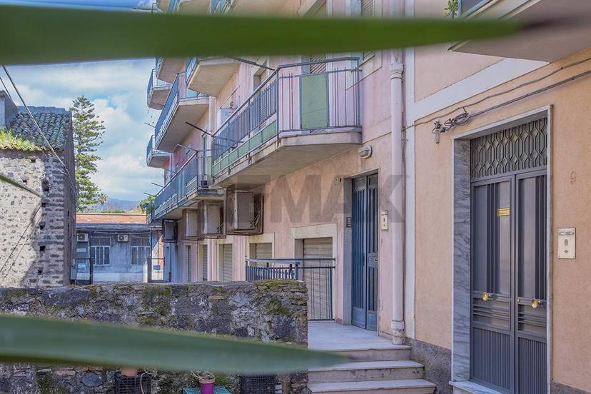 Casa indipendente in Via Tagliamento 7, Adrano — foto 2 di 5
