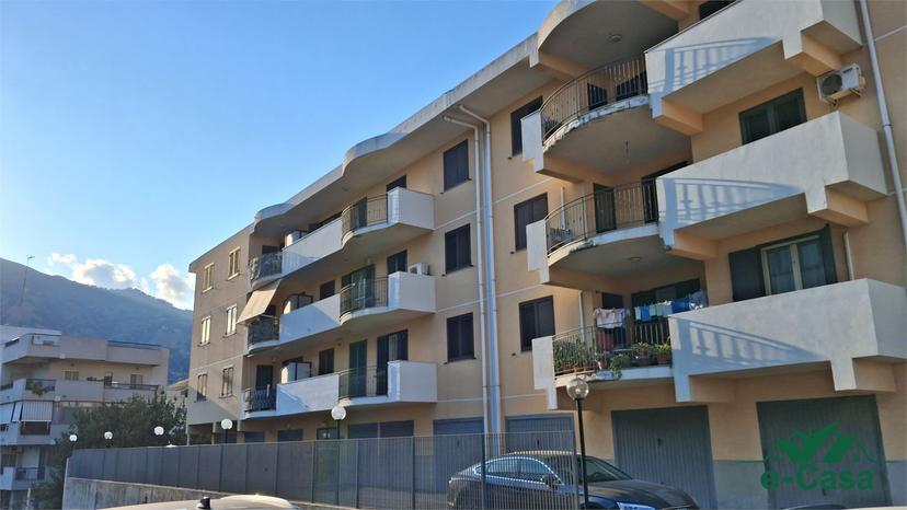 Appartamento in Via Macchia 26, Messina