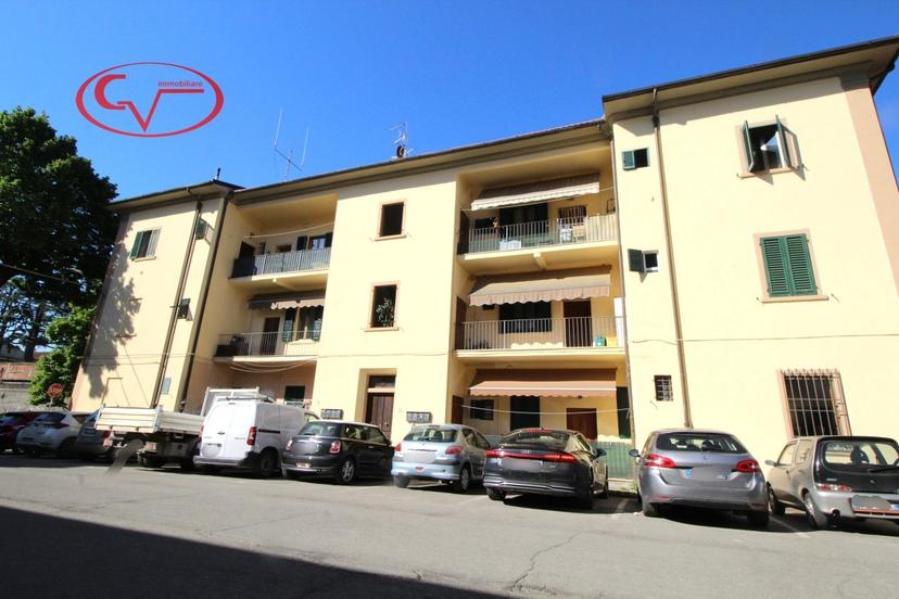 Bilocale in Viale Gramsci, San Giovanni Valdarno — foto 2 di 5