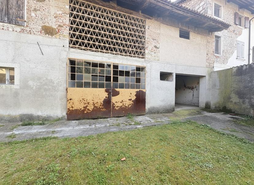 Casa colonica in Via Molini, Udine — foto 2 di 5