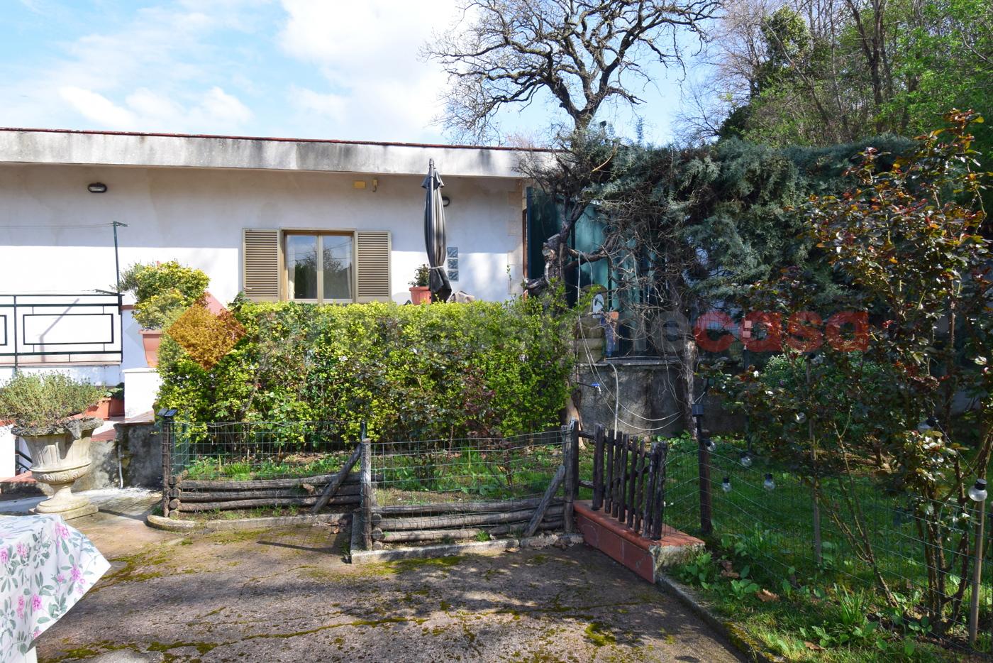 Casa indipendente in Via Caselle Inferiori 3, Cava de' Tirreni