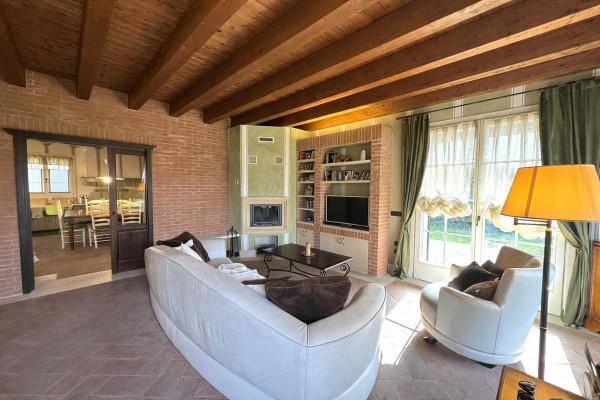Villa, San Giovanni Lupatoto — foto 2 di 5