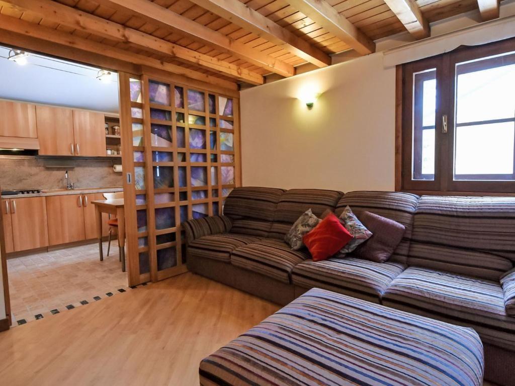 Trilocale in Via Cascata 15, Madesimo