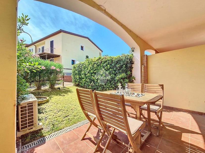 Bilocale in Baia delle Mimose, Badesi