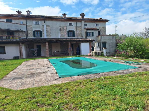 Casale in Frazione Rezzanello, Gazzola — foto 2 di 5