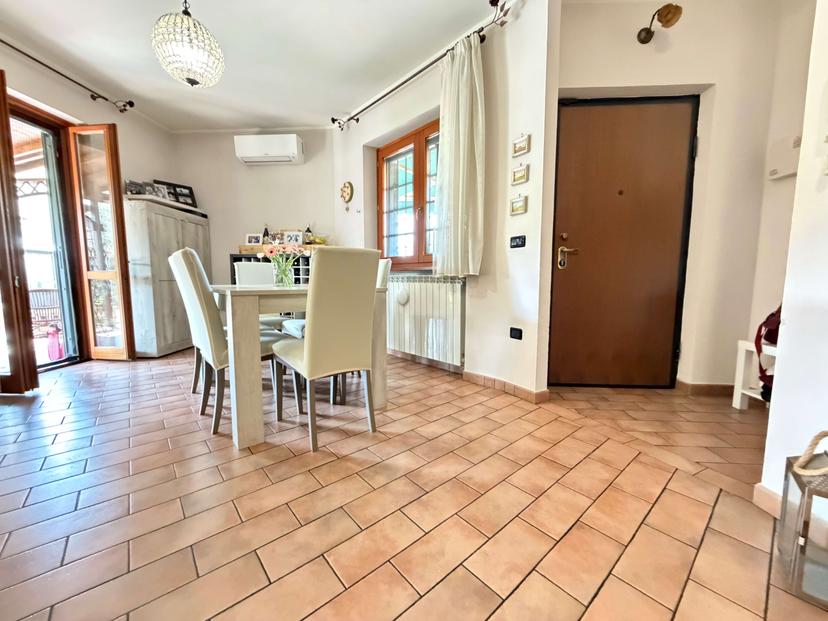 Porzione di villa in Via Pacinotti, Spoleto — foto 2 di 5