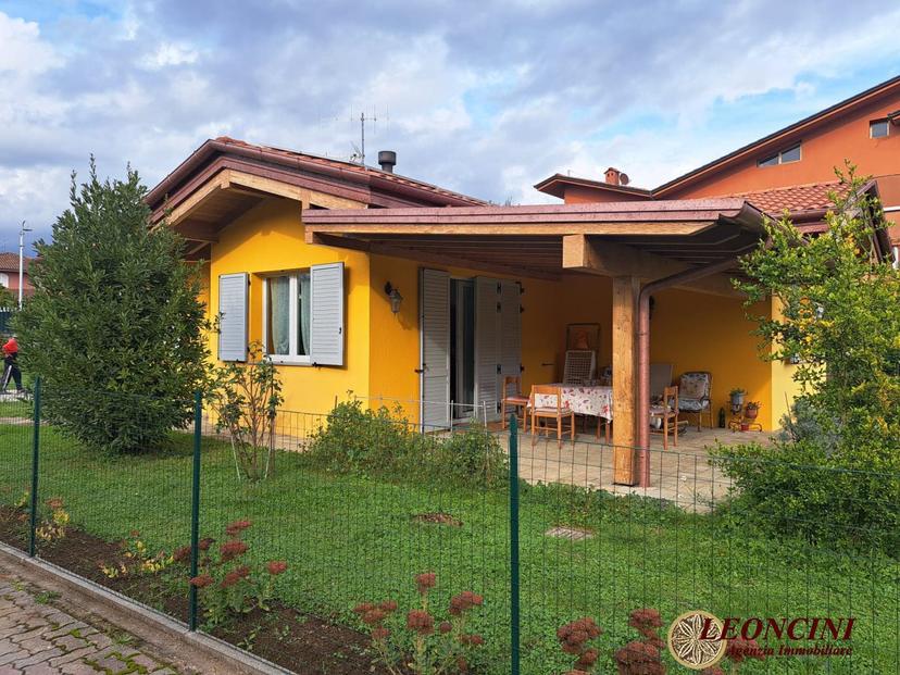 Villa in Viale Lunigiana 52, Villafranca in Lunigiana — foto 5 di 5