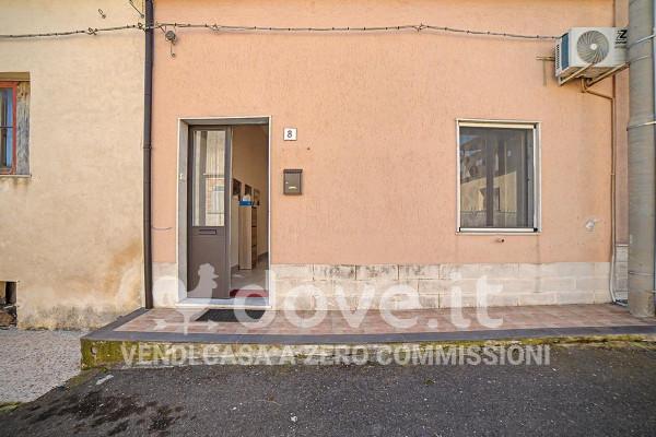 Terratetto unifamiliare in Via Canonico Zumbo, Snc, Castiglione di Sicilia