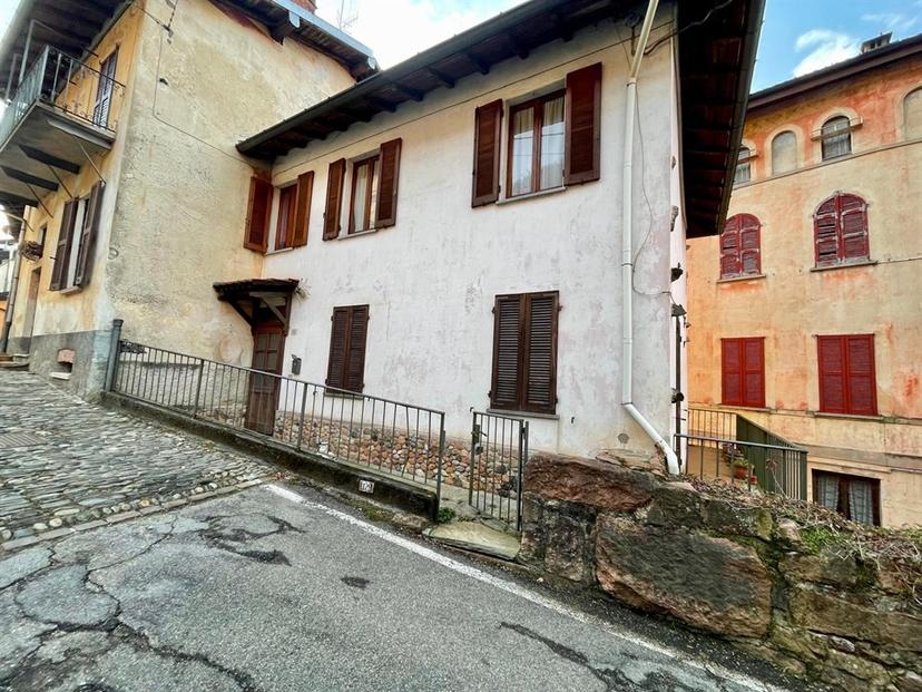 Casa indipendente in Via Tabacchi 18, Valganna — foto 2 di 5