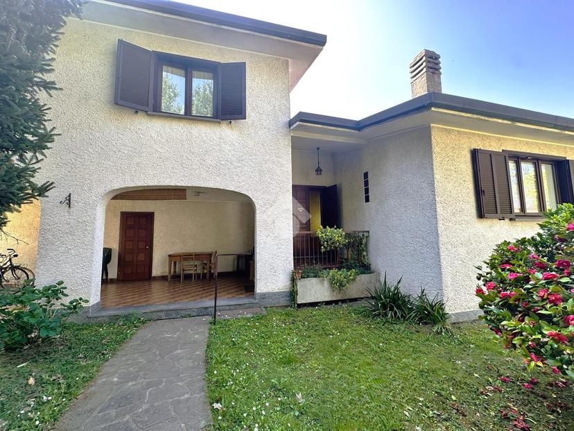 Villa in Via Donizetti Gaetano 3, Vimercate — foto 3 di 5
