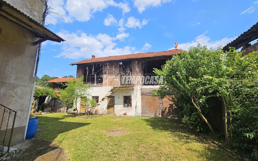 Casa indipendente in Via Roma, Roasio — foto 2 di 5