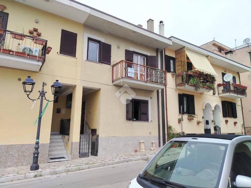 Casa indipendente in Via Battista, San Mango sul Calore — foto 2 di 5