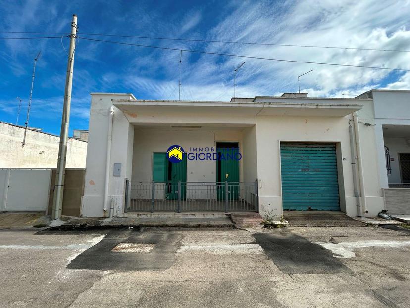 Casa indipendente in Via delle Vongole 19, Trepuzzi — foto 3 di 5