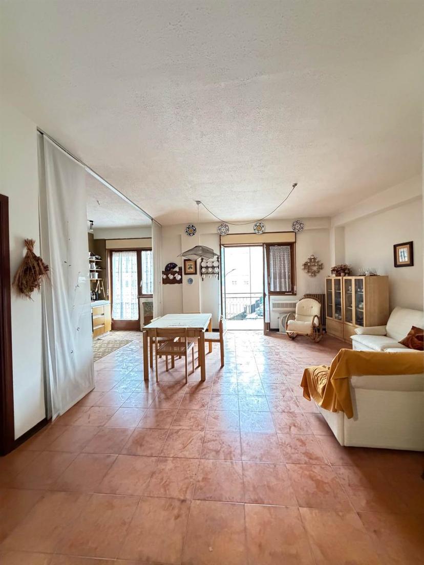 Bilocale, Palazzo Adriano — foto 5 di 5