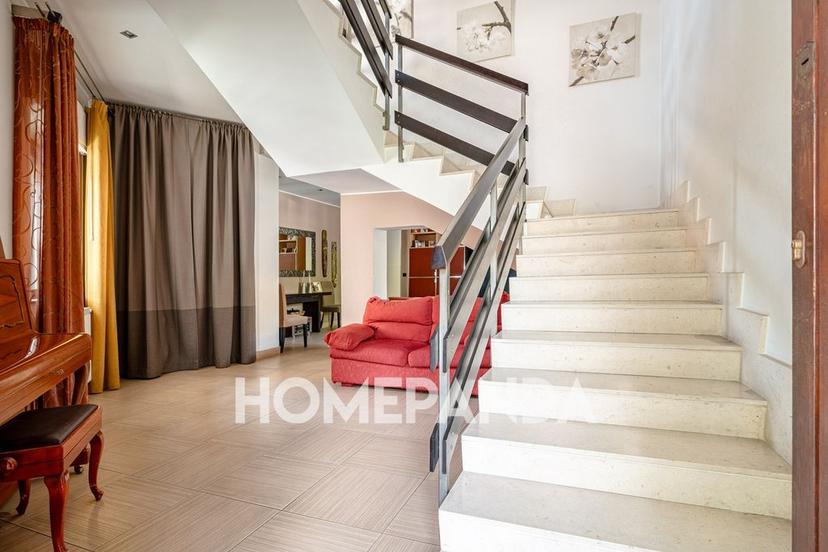 Villa unifamiliare in Via Antonio Gramsci 46, Gravina di Catania