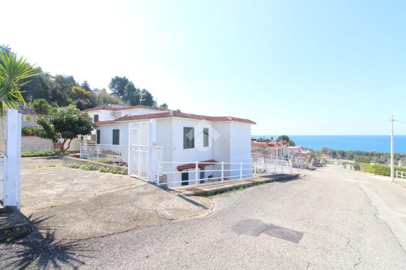 Villa in Via Vincenzo Gregorio 20, Agropoli — foto 2 di 5