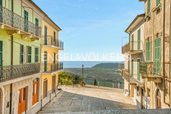 Terratetto unifamiliare in Via Antonio Gramsci, Fosdinovo — foto 4 di 5
