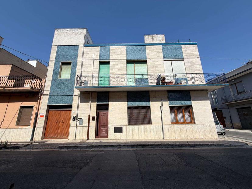 Casa indipendente in Via Spontini 24, Francavilla Fontana — foto 3 di 5