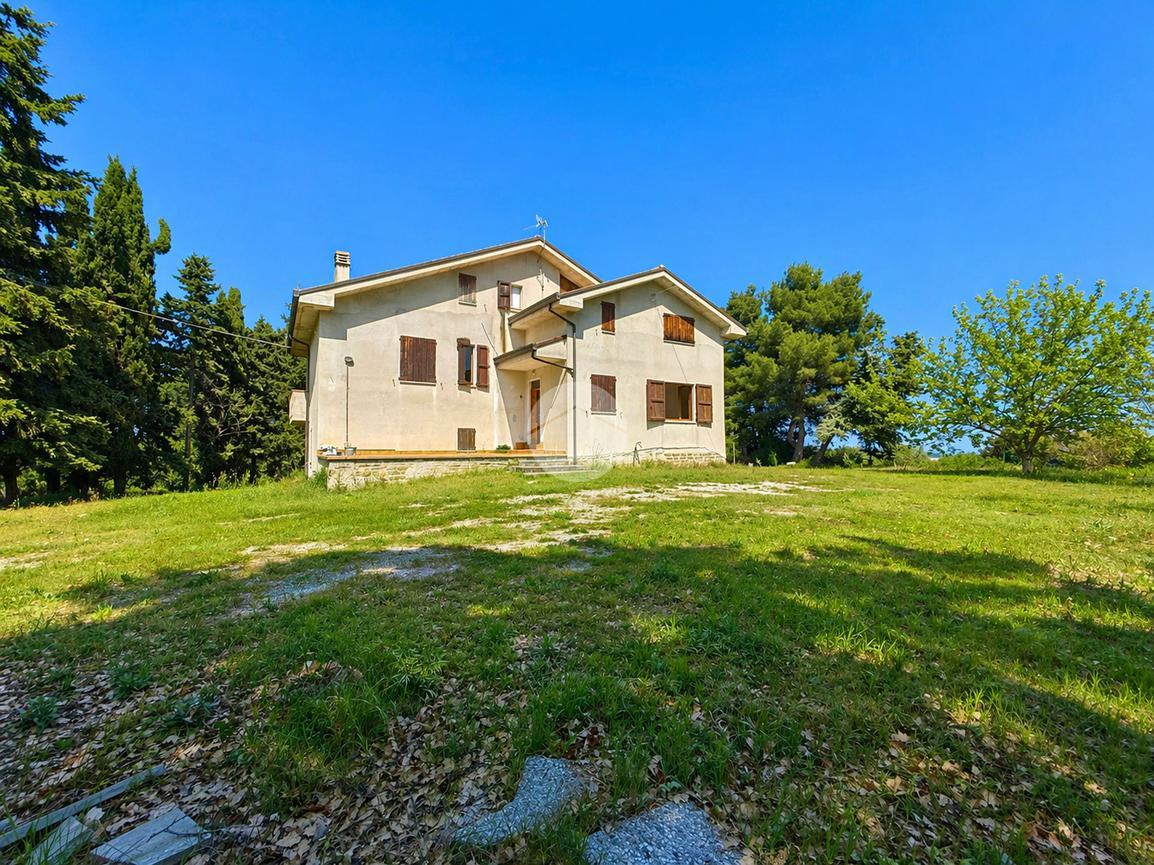 Casa indipendente in Contrada San Savino 13, Civitanova Marche