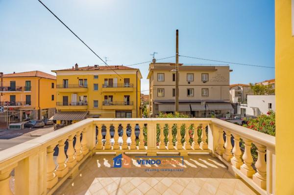 Bilocale in Via Generale Ardoino 291, Diano Marina