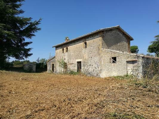 Rustico in Loc. Bucciotti, Orvieto — foto 3 di 5