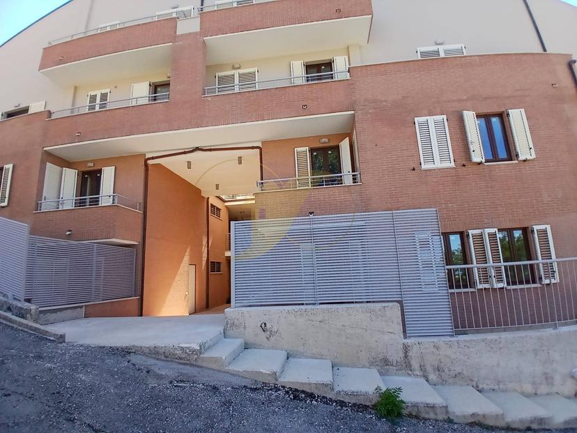 Trilocale in Via Dante Alighieri 3, Sant'Elpidio a Mare