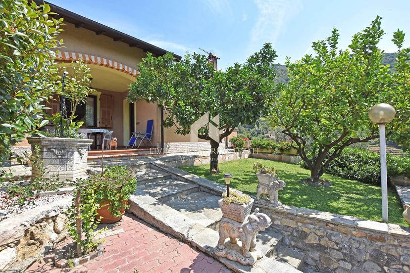 Villa in Strada Provinciale, Dolceacqua — foto 2 di 5