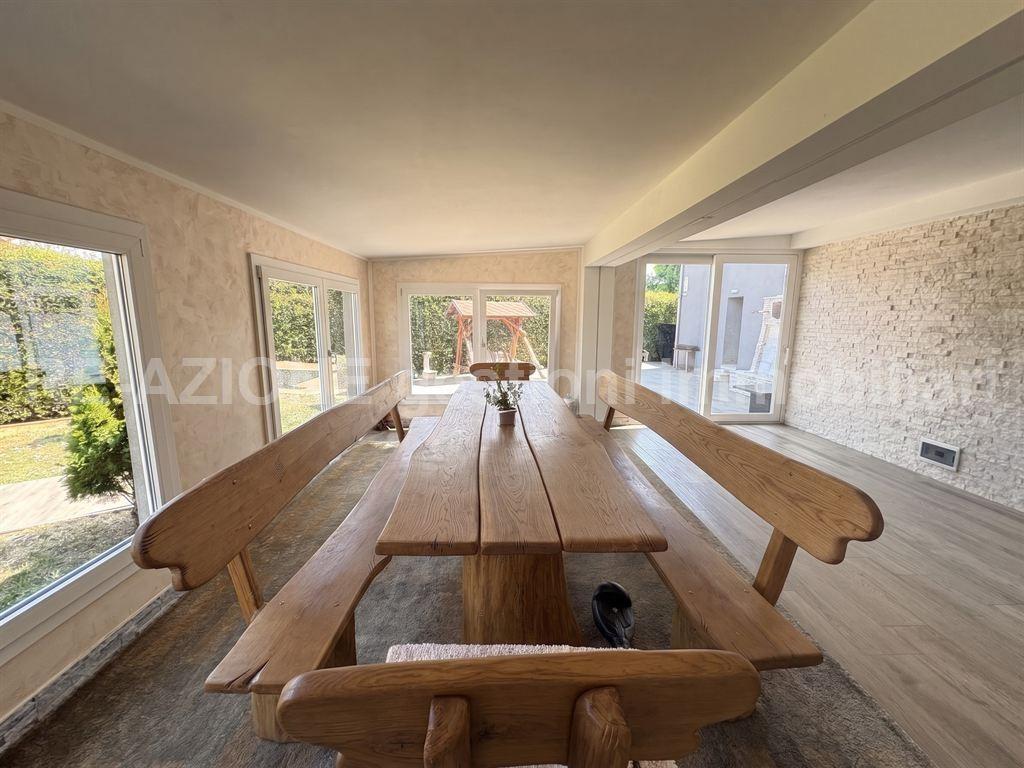 Casa indipendente, Costabissara