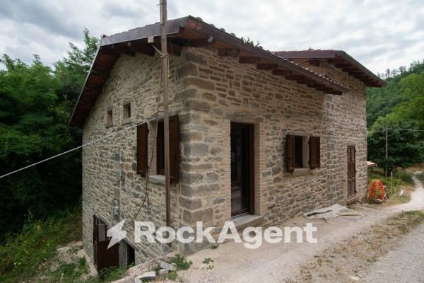 Villa in Via Pian di Molino, Apecchio — foto 5 di 5