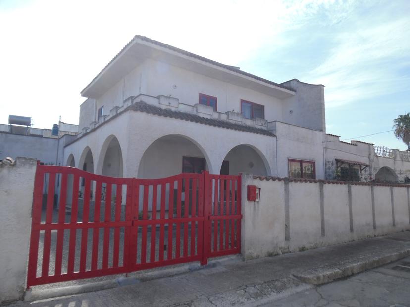 Casa indipendente in Via Giovanni Paisiello 102, Brindisi — foto 3 di 5