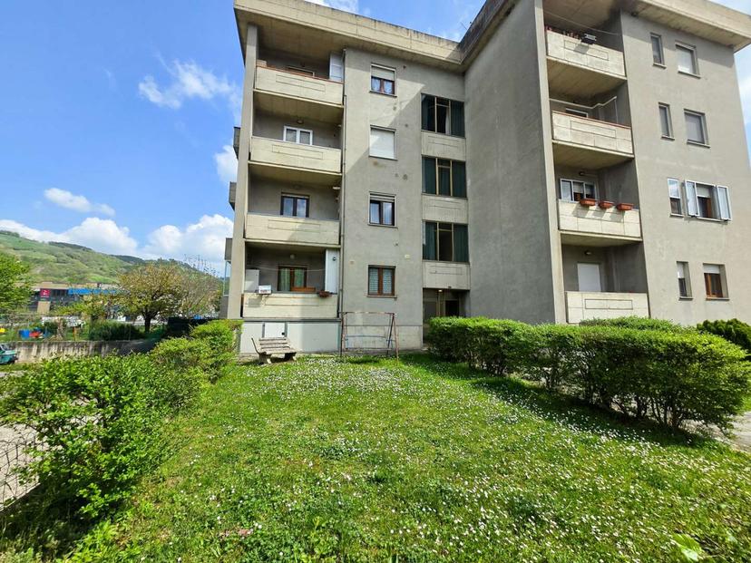 Appartamento in Via Giacomo Matteotti, Lunano — foto 2 di 5