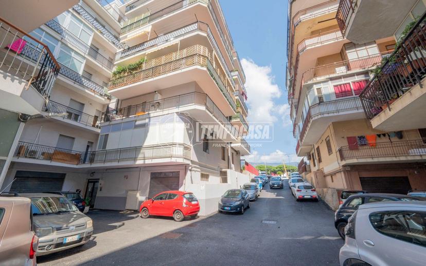 Quadrilocale in Via Adolfo Celi 205/Pal B, Messina