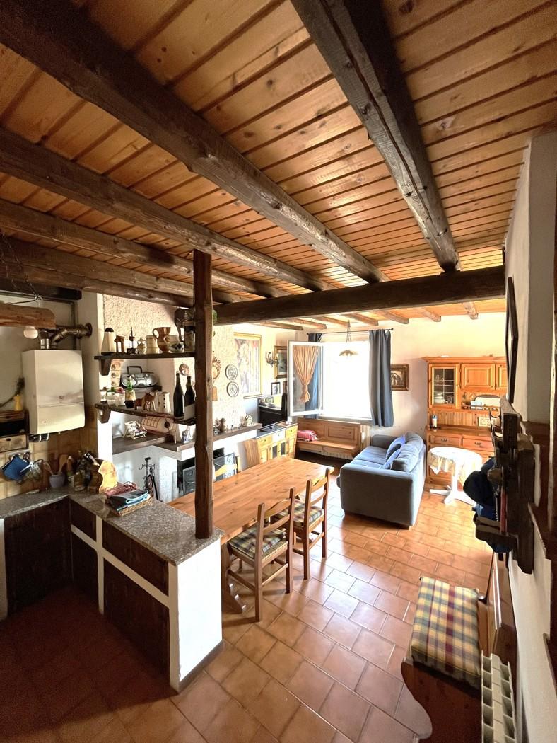 Monolocale in Via Cavour  1, Alta Valle Intelvi