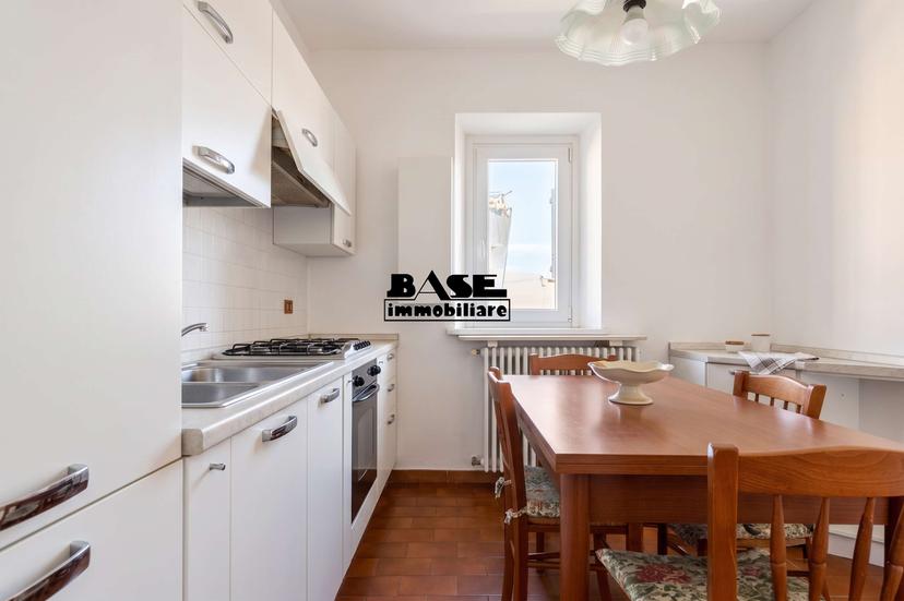 Porzione di casa in Contrada Grande 6, Casnate con Bernate — foto 4 di 5