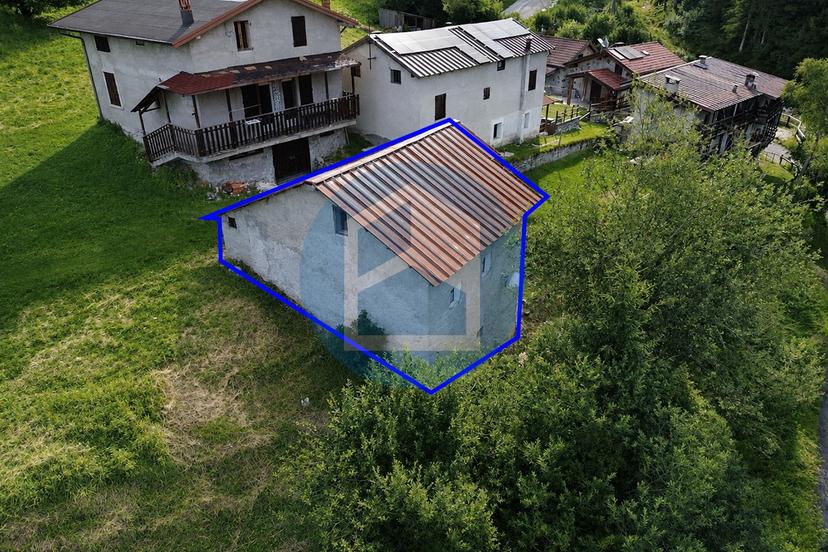Casale in Strada per Volano, Cimbergo — foto 2 di 5