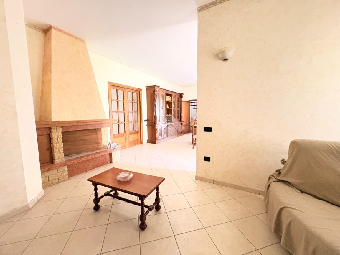 Casa indipendente in Str. delle Pretare, Narni